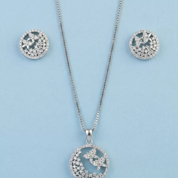 Luna Bloom Diamond Pendant Set