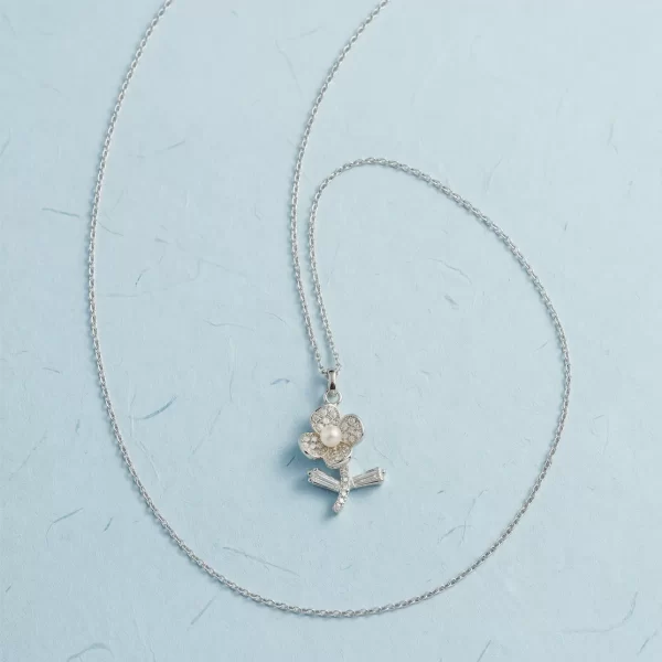Pearl Bloom Pendant