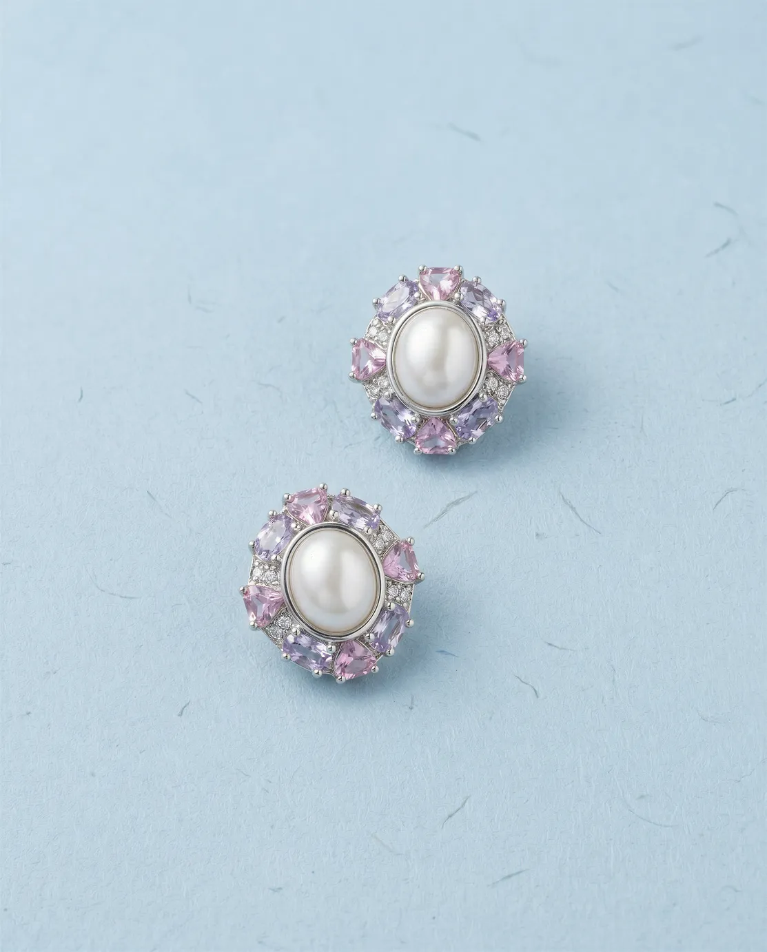 VJ28.1 Pearl Royale Pendant Set - Image 1