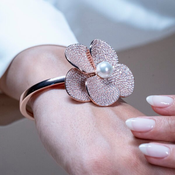 Bloom Pearl Cuff